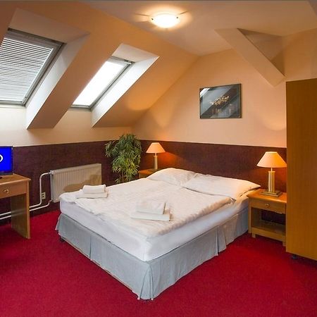 A Plus Hotel & Hostel Praha Eksteriør bilde