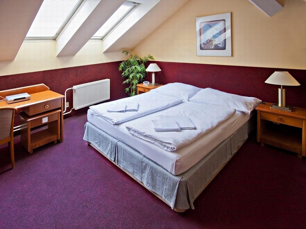 A Plus Hotel & Hostel Praha Eksteriør bilde
