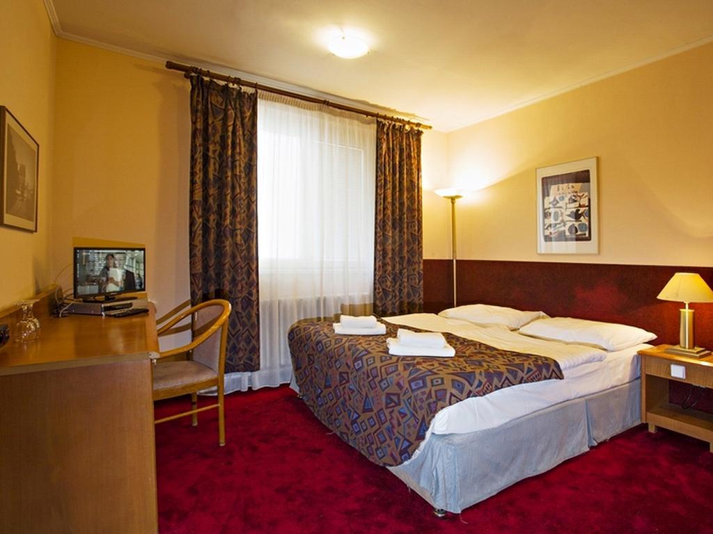 A Plus Hotel & Hostel Praha Eksteriør bilde