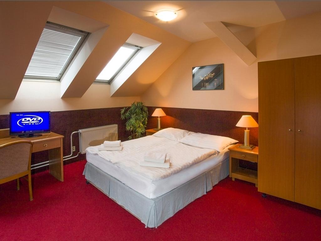 A Plus Hotel & Hostel Praha Eksteriør bilde