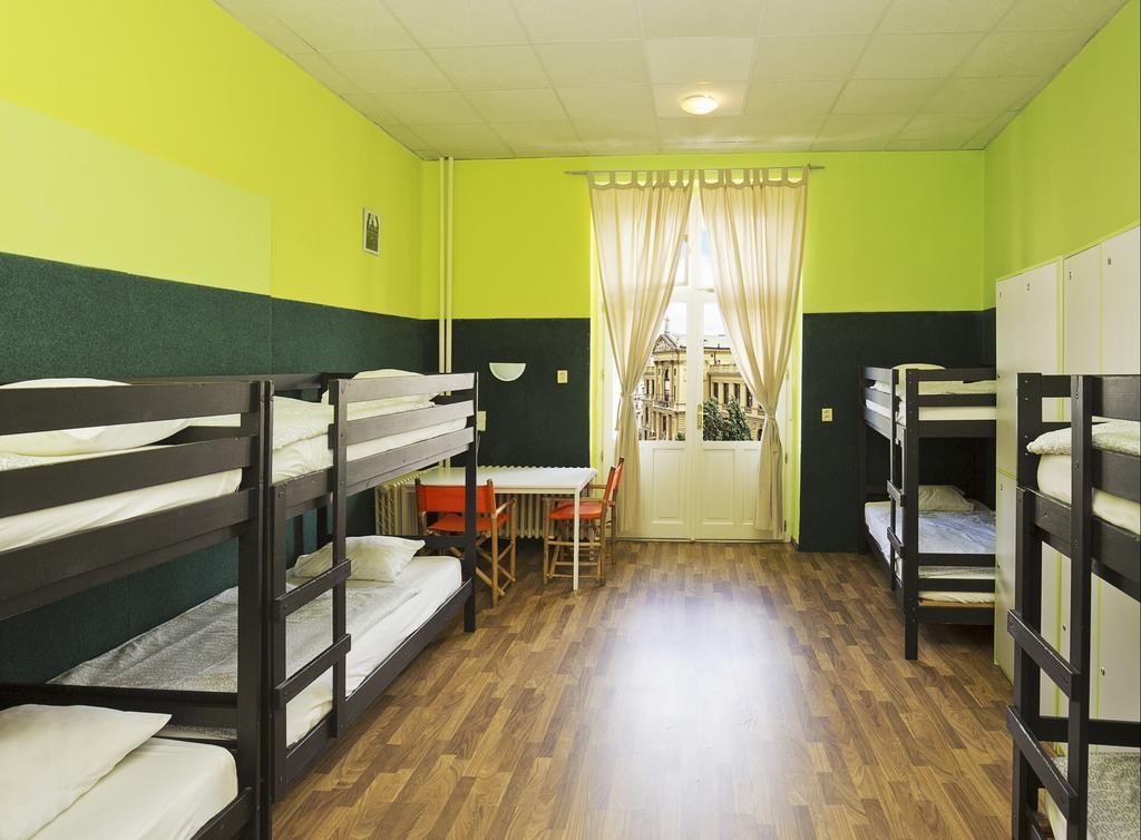 A Plus Hotel & Hostel Praha Eksteriør bilde