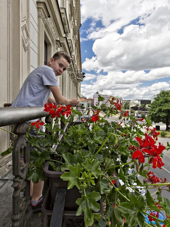 A Plus Hotel & Hostel Praha Eksteriør bilde