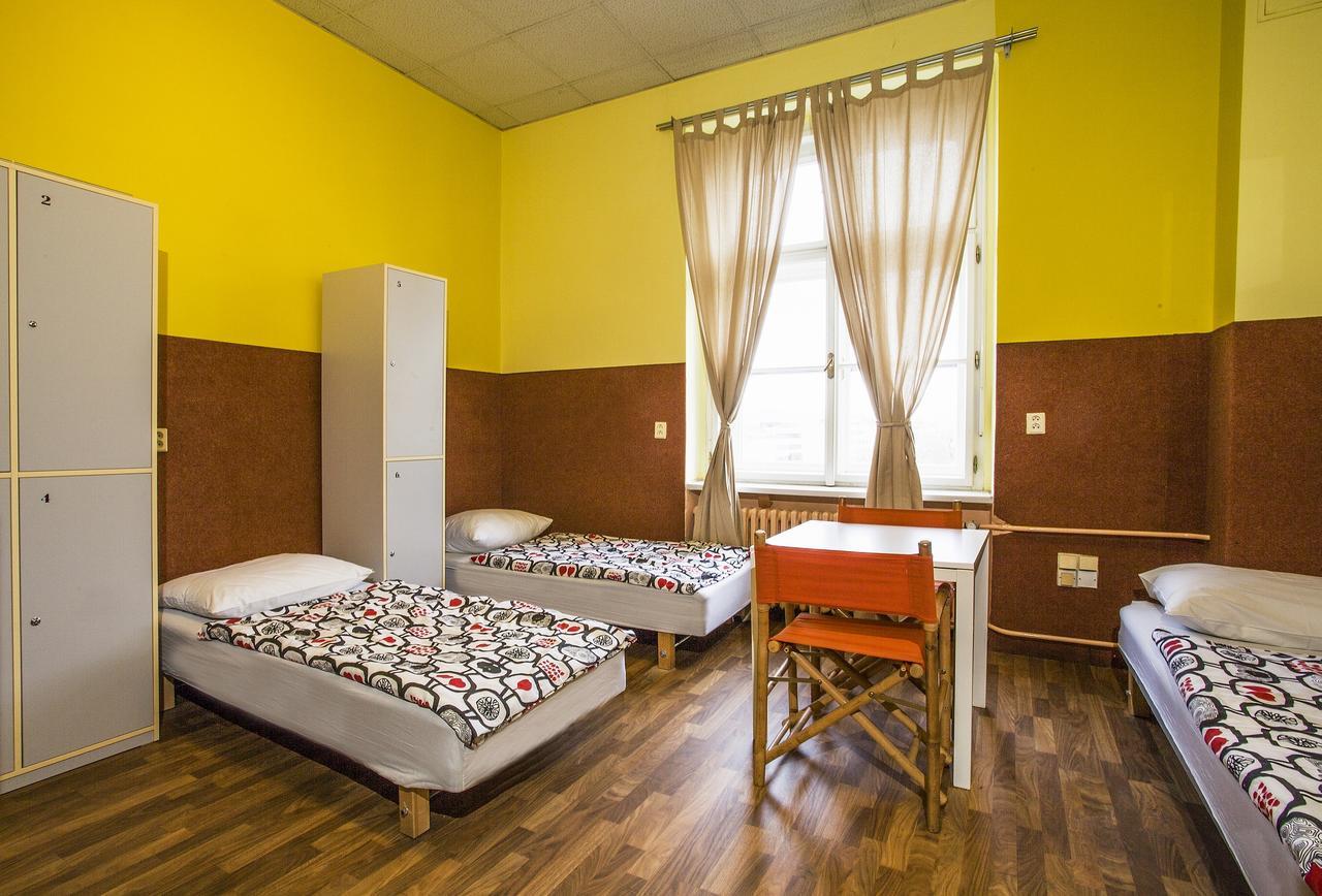 A Plus Hotel & Hostel Praha Eksteriør bilde