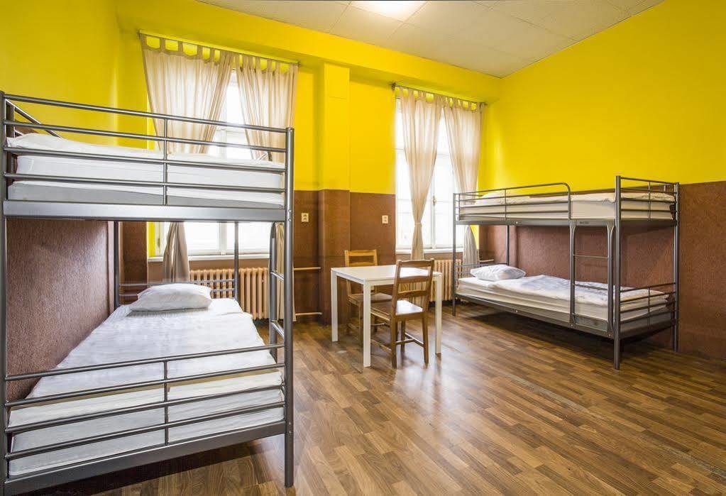 A Plus Hotel & Hostel Praha Eksteriør bilde