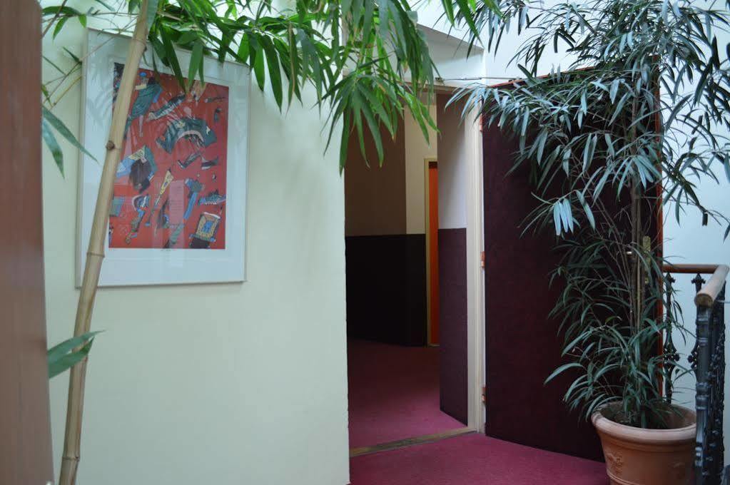 A Plus Hotel & Hostel Praha Eksteriør bilde