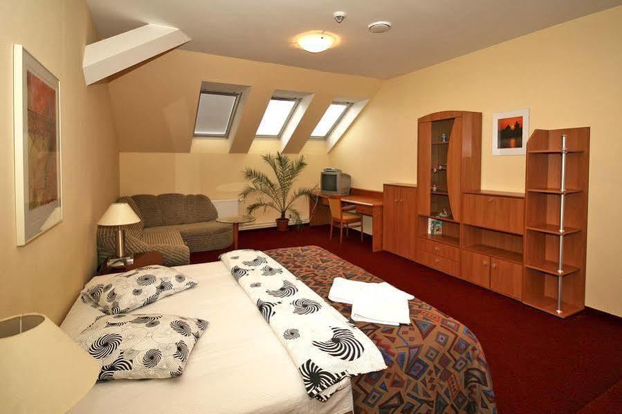 A Plus Hotel & Hostel Praha Eksteriør bilde