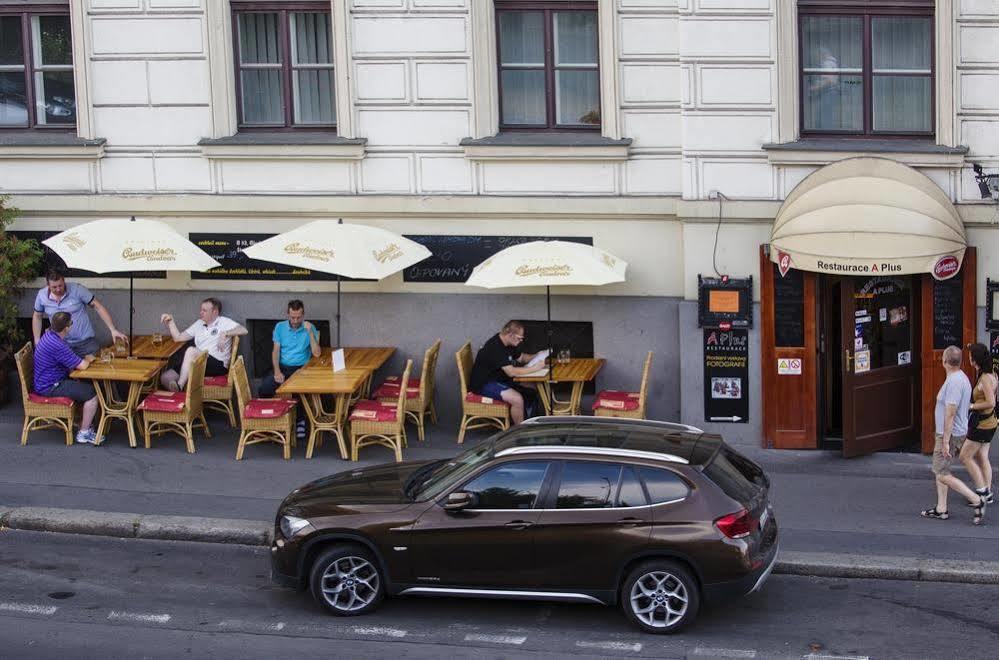 A Plus Hotel & Hostel Praha Eksteriør bilde